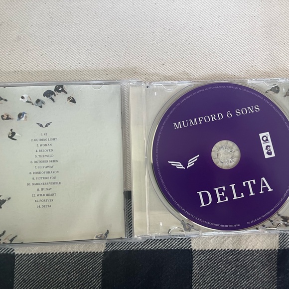 Mumford and Sons Delta - Picture 2 of 5